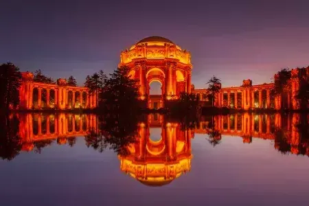 Palace of Fine Arts at night.